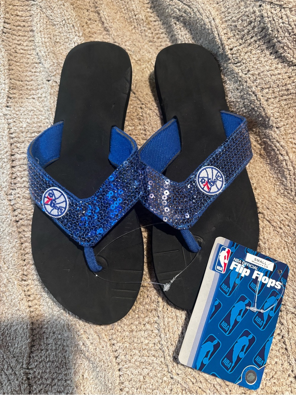 NBA Philadelphia 76ers Blue Sequin Flip Flops Women’s Sz Small 7-8 NWT